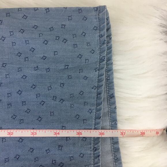 Susina L V-Neck Stripe Chambray Romper RK407723MI - Picture 13 of 14